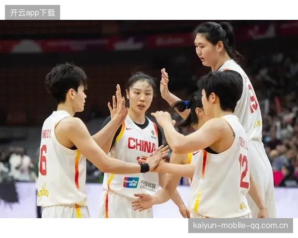 中国女篮再次爆胜世界强队！对手被打懵